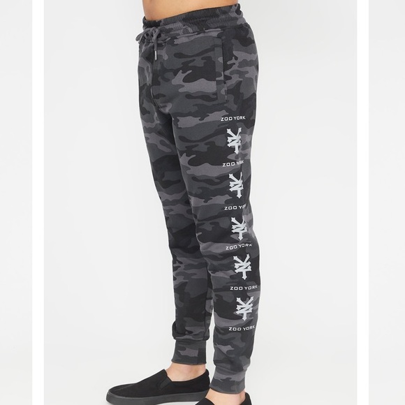 Zoo York sweat pants. - Picture 6 of 10